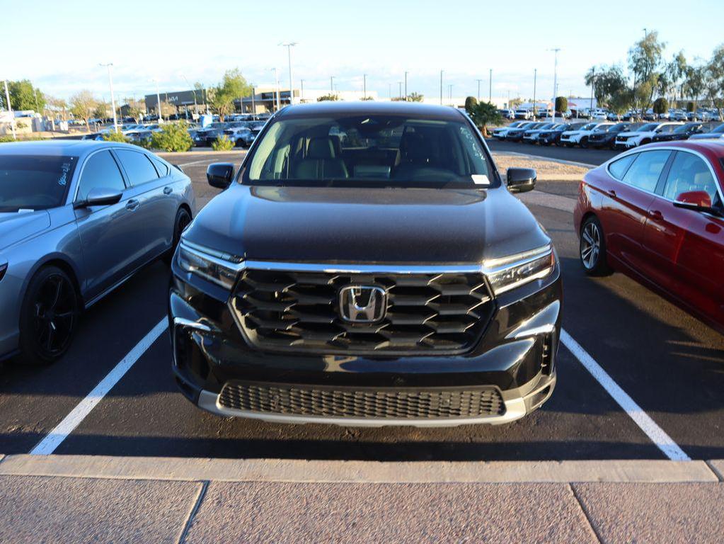 used 2024 Honda Pilot car, priced at $37,999