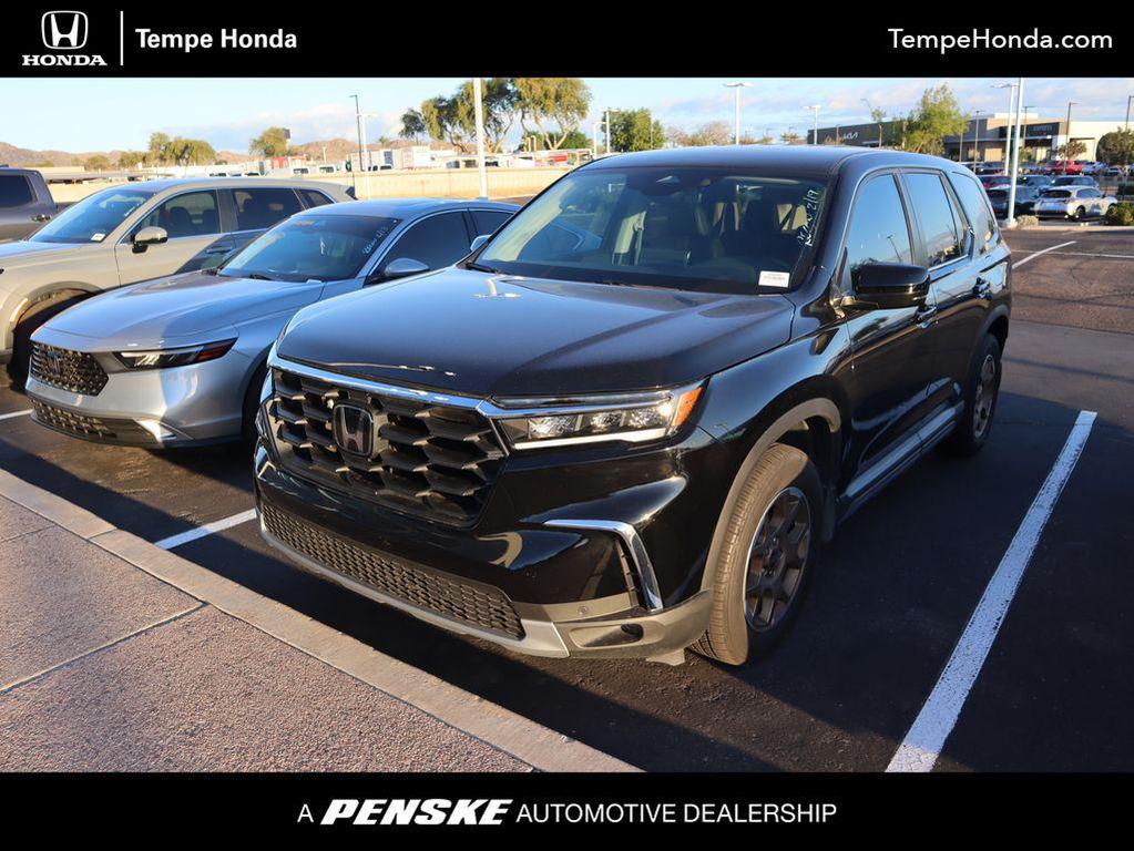 used 2024 Honda Pilot car, priced at $37,999