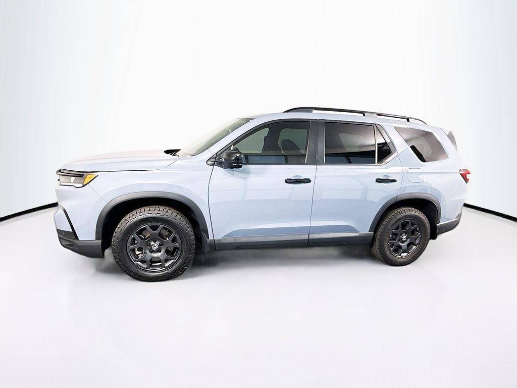 used 2023 Honda Pilot car, priced at $36,999