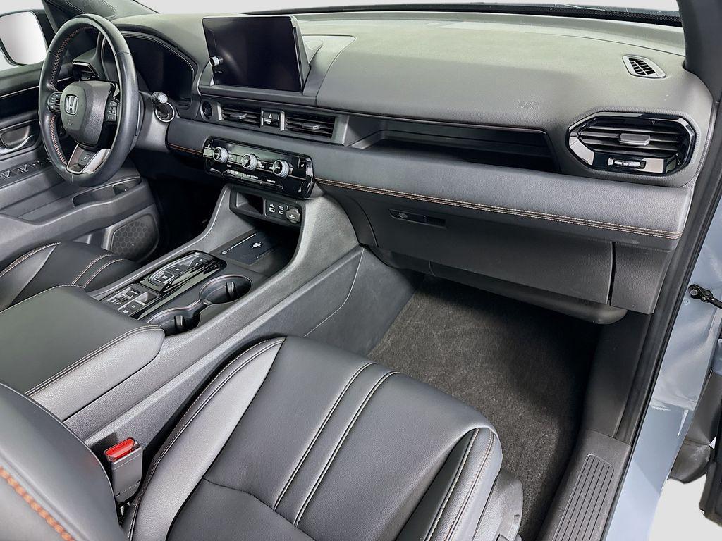 used 2023 Honda Pilot car, priced at $36,999