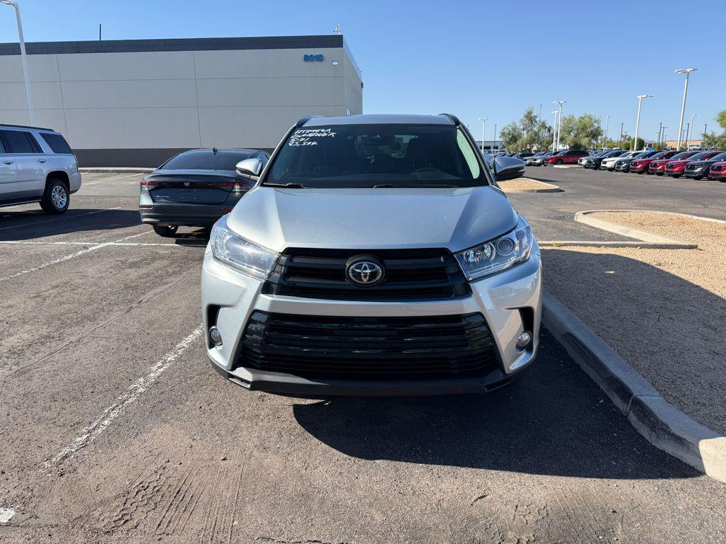 used 2017 Toyota Highlander car, priced at $23,999