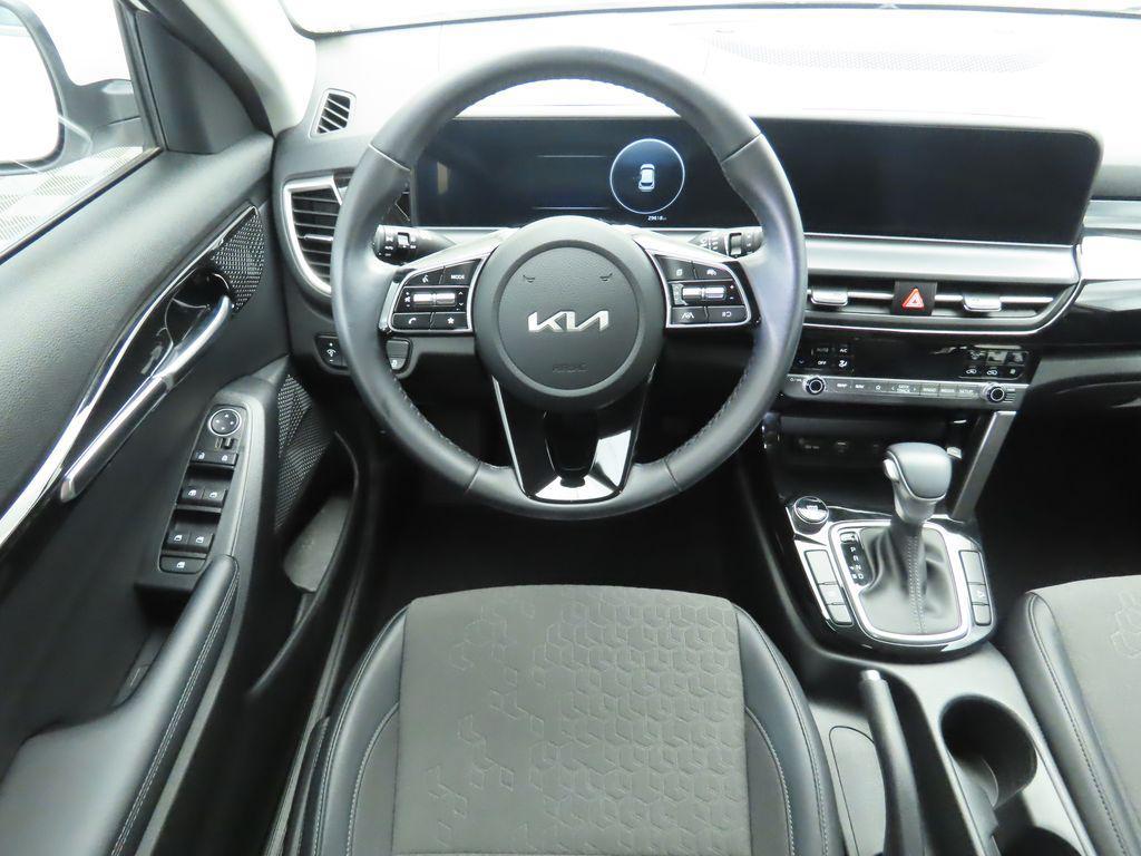 used 2024 Kia Seltos car, priced at $20,498
