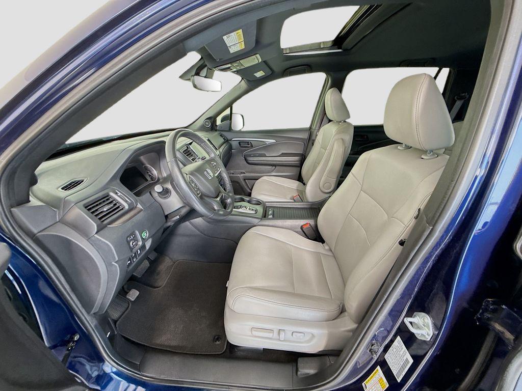 used 2022 Honda Passport car, priced at $34,591