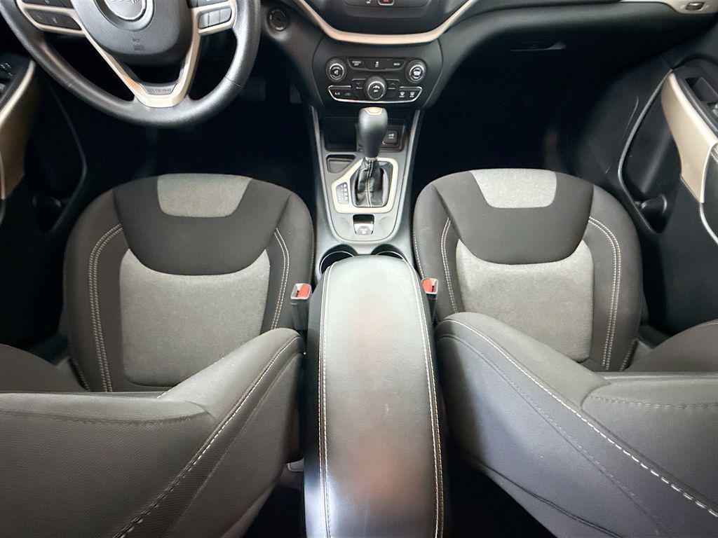 used 2018 Jeep Cherokee car, priced at $13,998