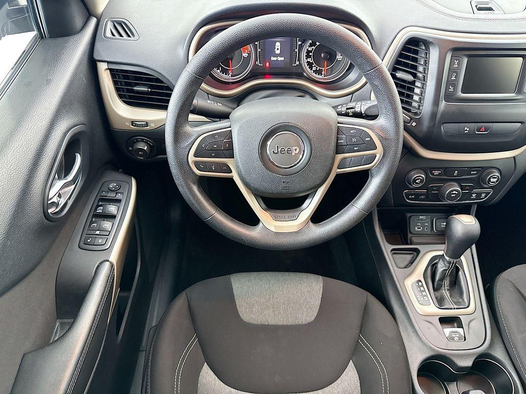 used 2018 Jeep Cherokee car, priced at $13,998