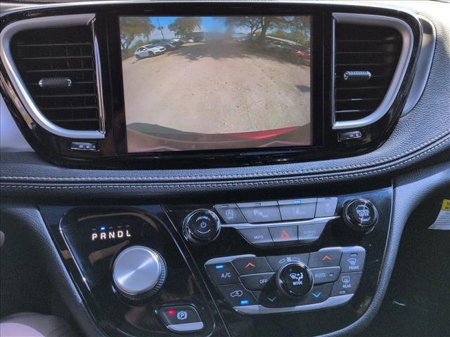 used 2021 Chrysler Pacifica car, priced at $25,113