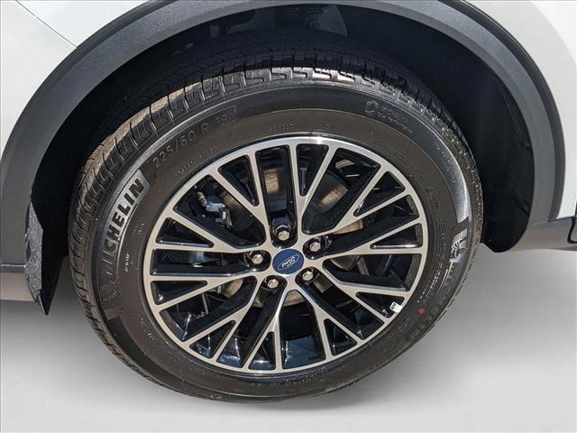 new 2025 Ford Escape PHEV car, priced at $31,995