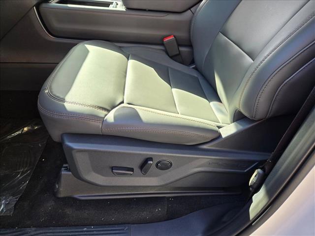 new 2025 Ford Expedition car, priced at $67,037