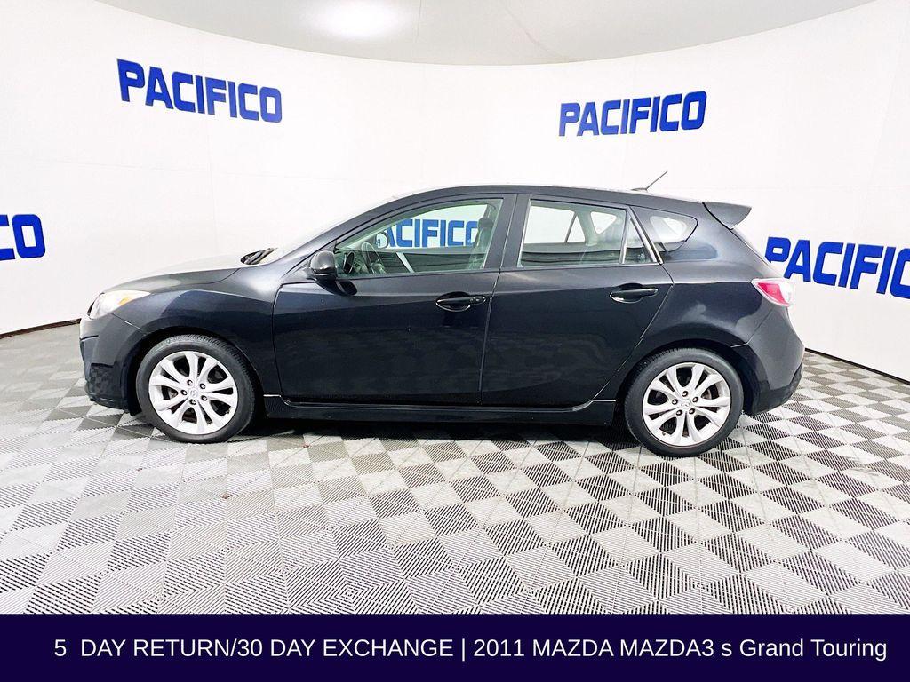 used 2011 Mazda Mazda3 car, priced at $7,999
