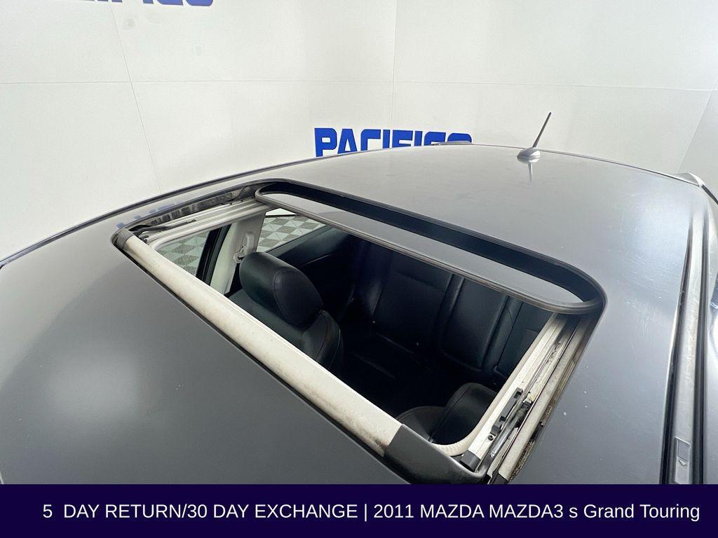 used 2011 Mazda Mazda3 car, priced at $7,999