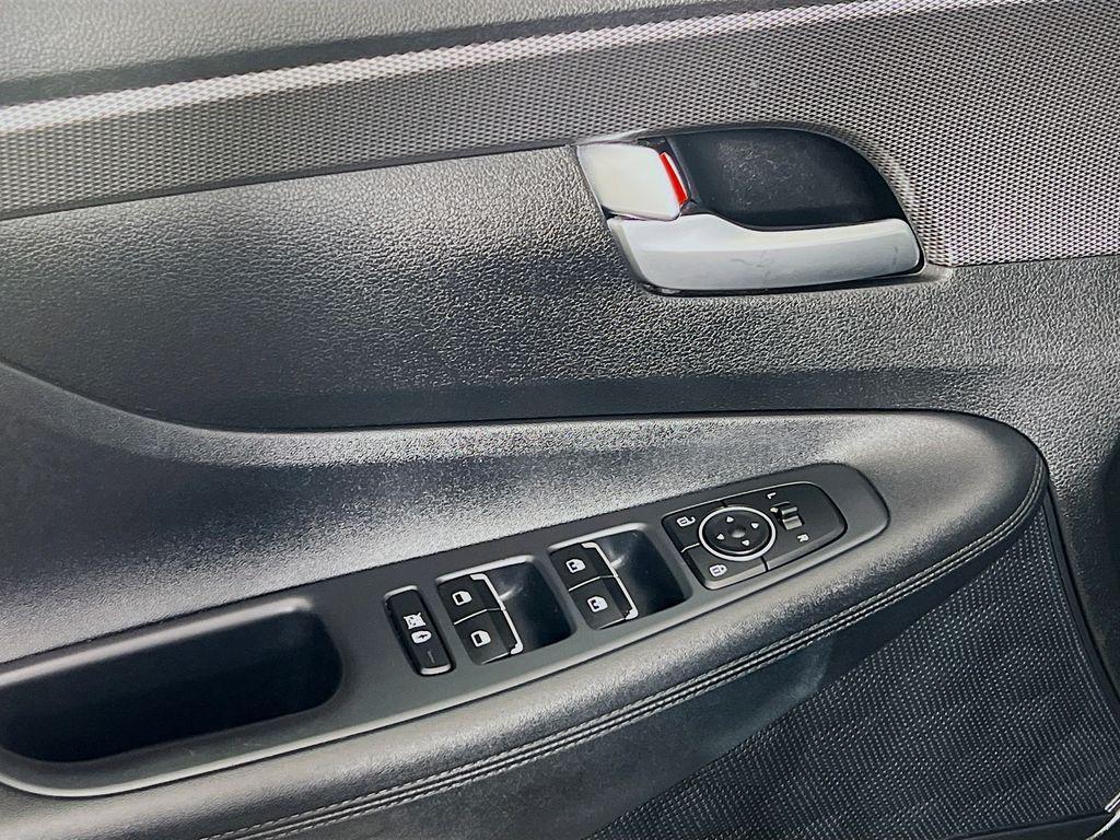 used 2019 Hyundai Santa Fe car, priced at $13,599