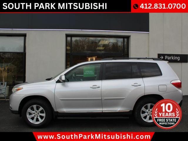 used 2011 Toyota Highlander car, priced at $13,492