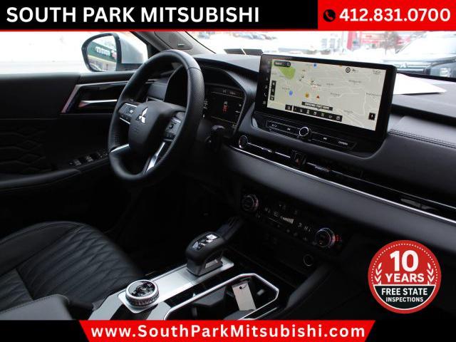 used 2025 Mitsubishi Outlander car, priced at $32,923
