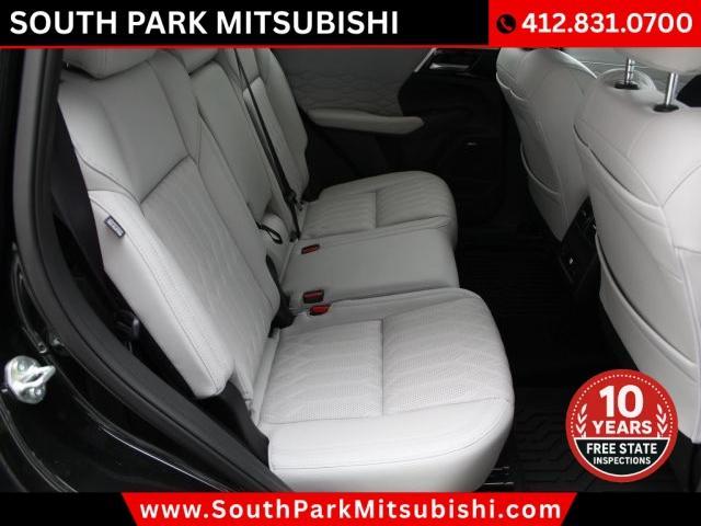 used 2025 Mitsubishi Outlander car, priced at $32,911