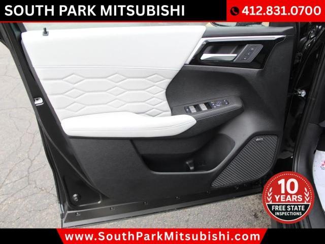 used 2025 Mitsubishi Outlander car, priced at $32,911