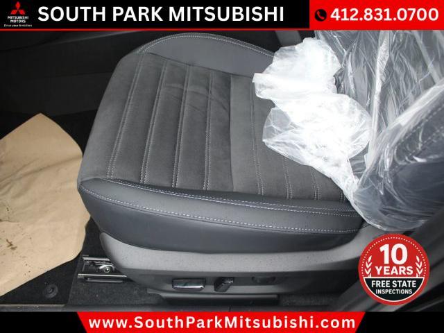 new 2025 Mitsubishi Outlander car, priced at $36,250