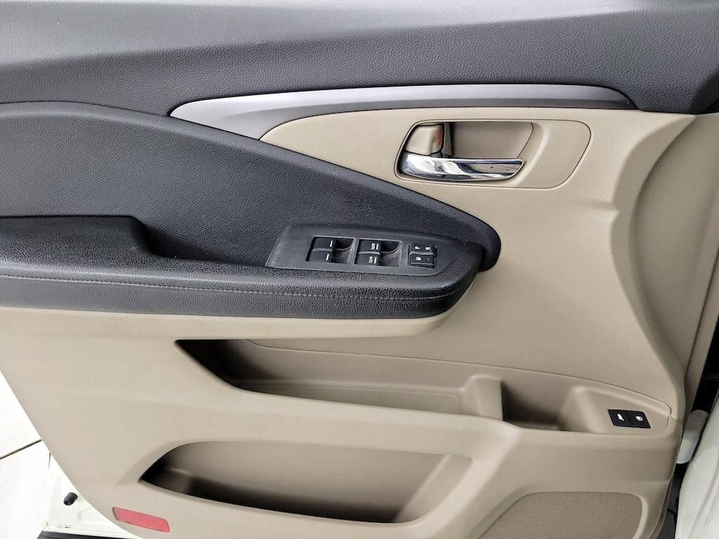used 2016 Honda Pilot car, priced at $19,998