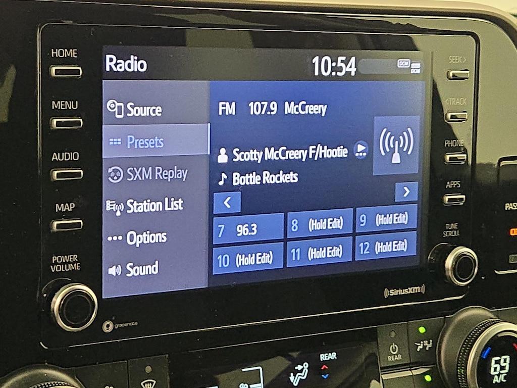 used 2021 Toyota Highlander car, priced at $28,998