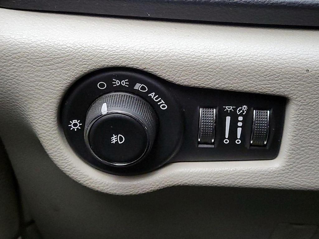 used 2019 Chrysler Pacifica car, priced at $22,998