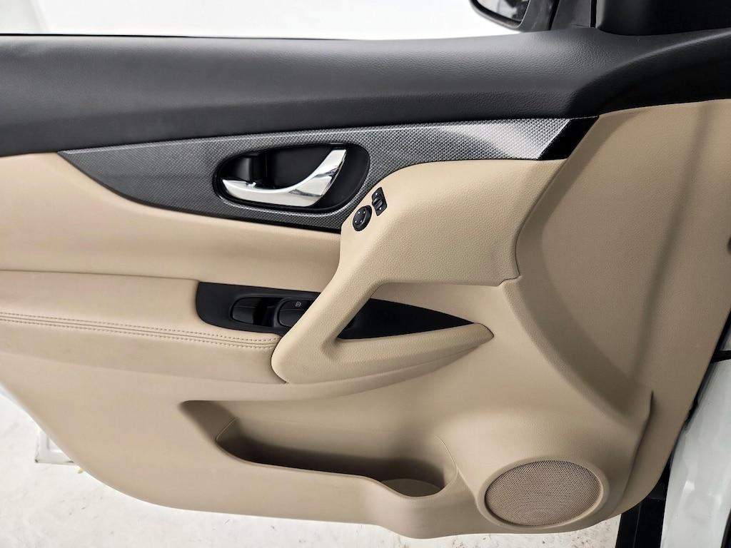 used 2015 Nissan Rogue car, priced at $14,998