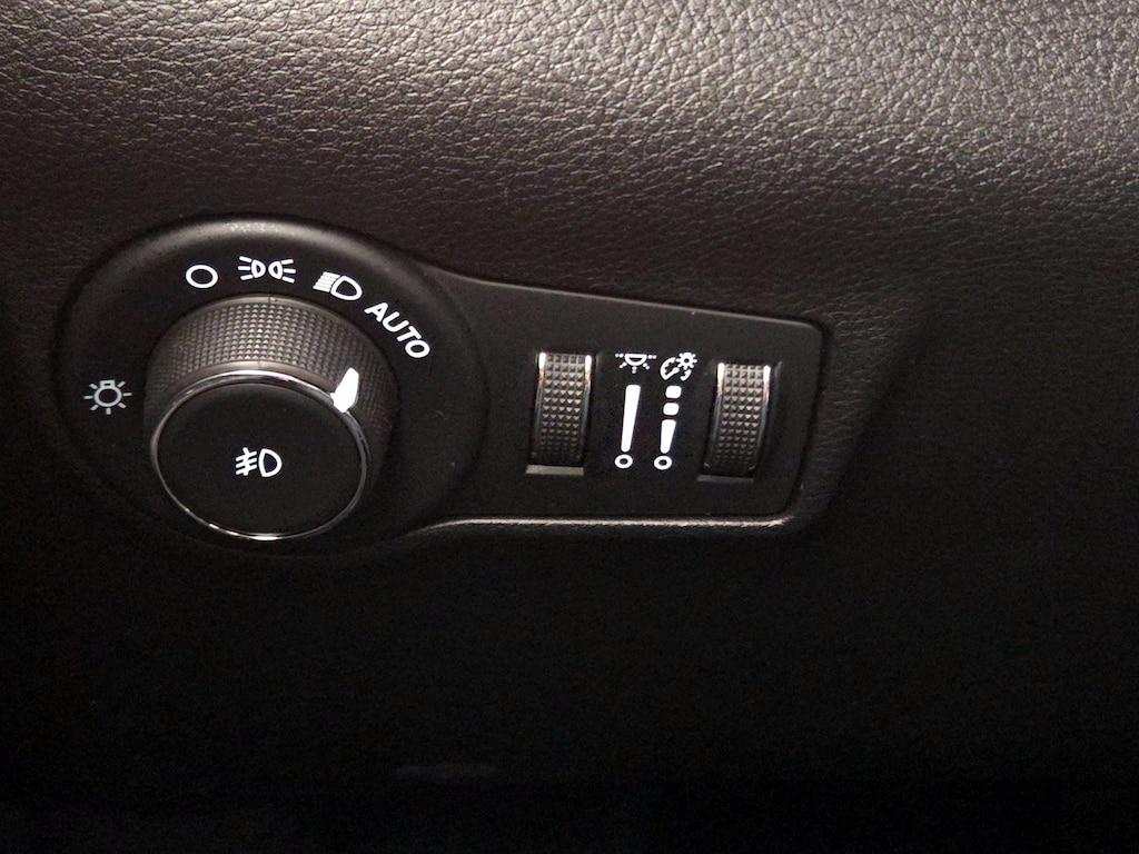 used 2022 Jeep Compass car, priced at $24,998