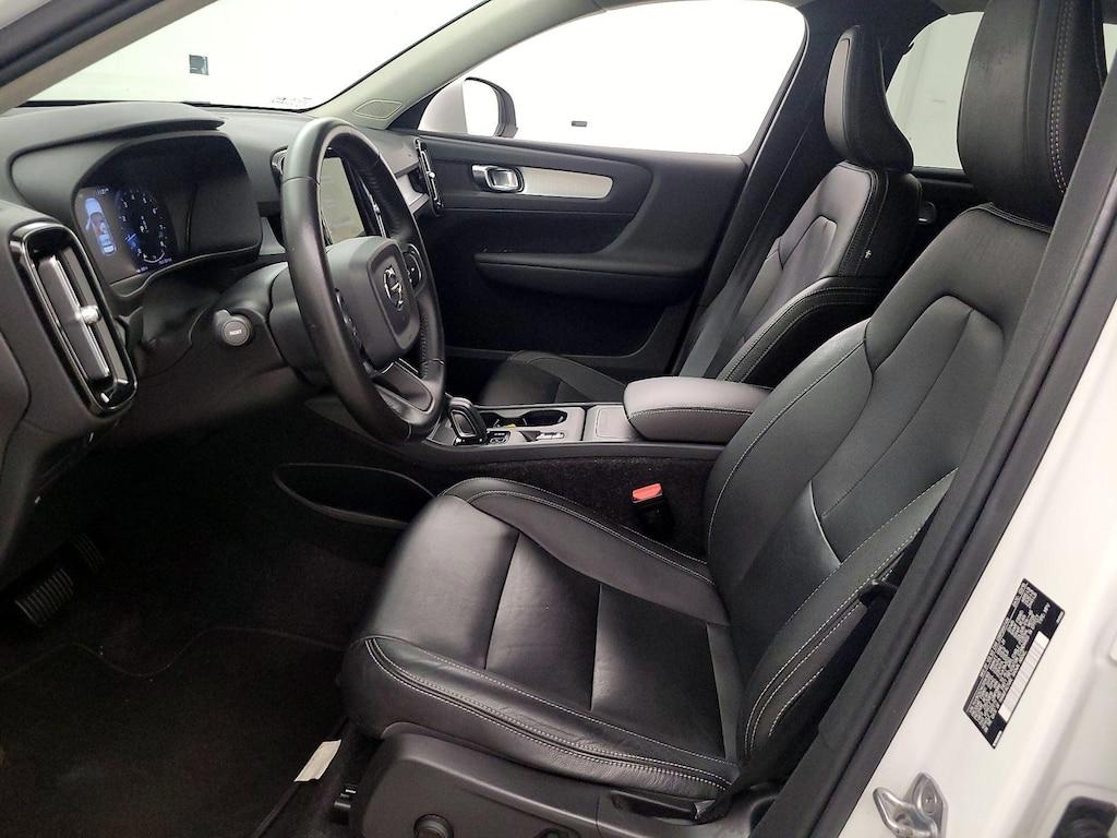 used 2019 Volvo XC40 car, priced at $19,998