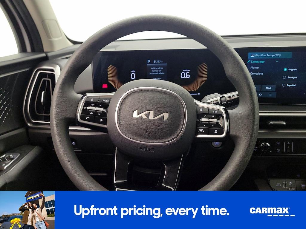 used 2025 Kia Sorento car, priced at $29,998