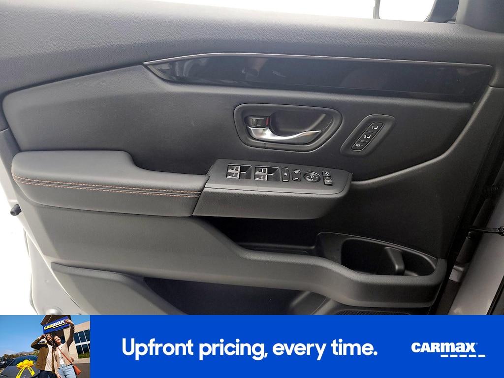 used 2024 Honda Pilot car, priced at $40,998
