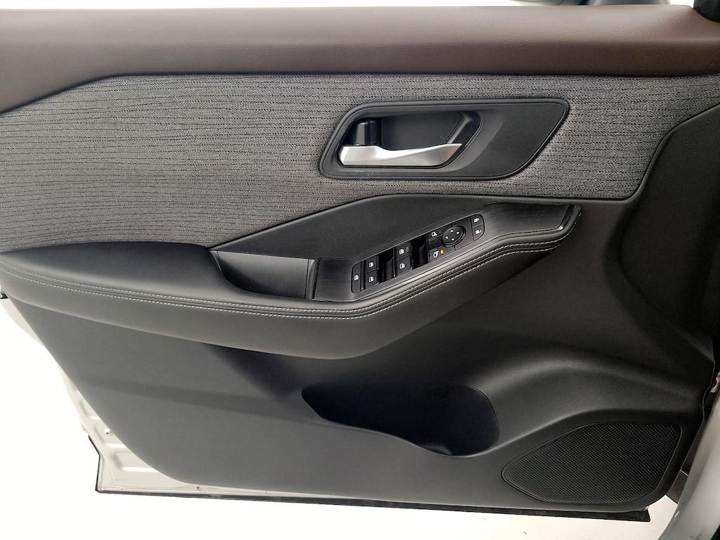 used 2021 Nissan Rogue car, priced at $19,998