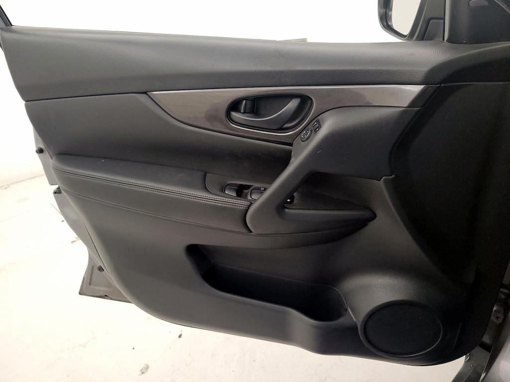 used 2019 Nissan Rogue car, priced at $17,998