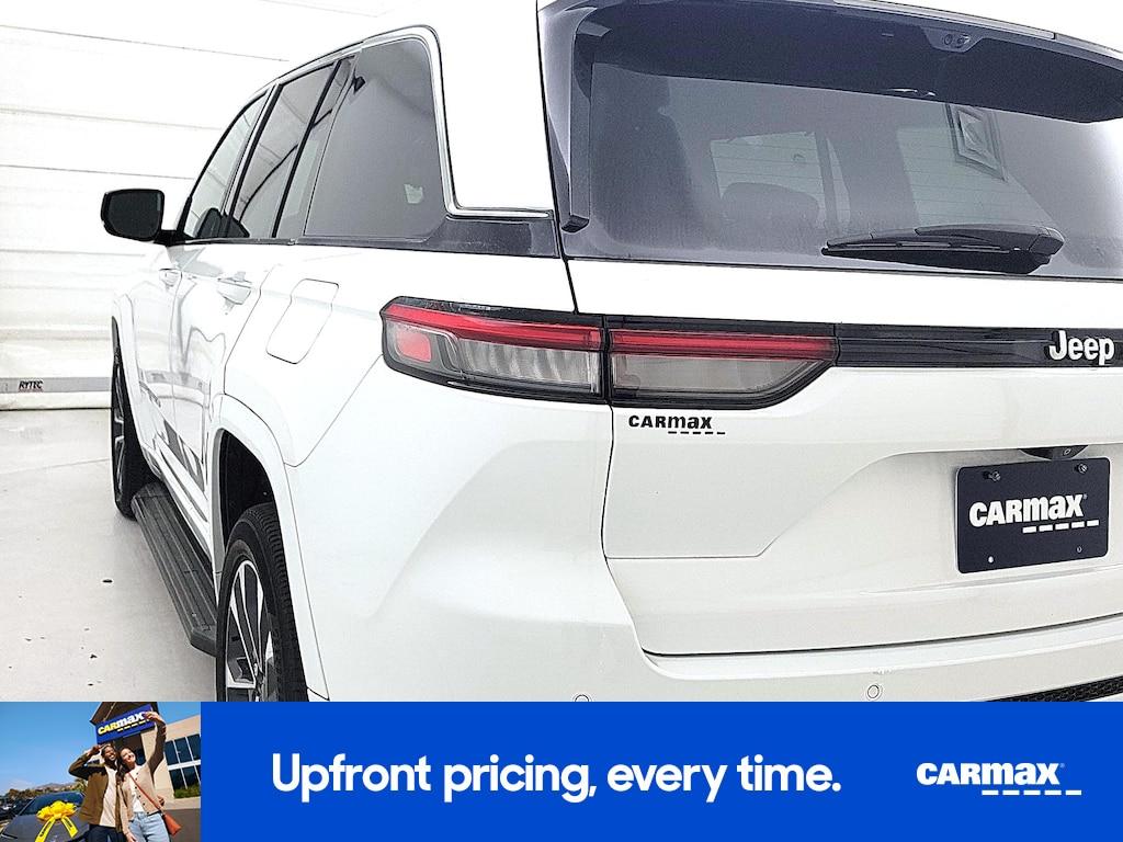 used 2023 Jeep Grand Cherokee car, priced at $35,998
