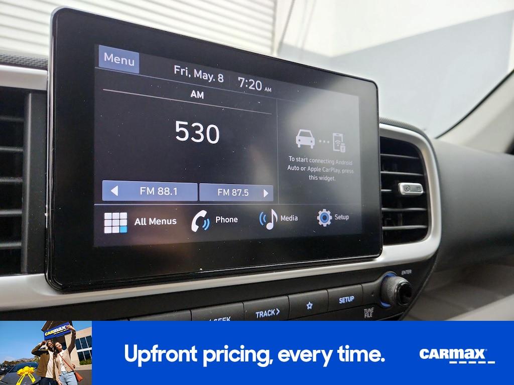 used 2024 Hyundai Venue car, priced at $21,998
