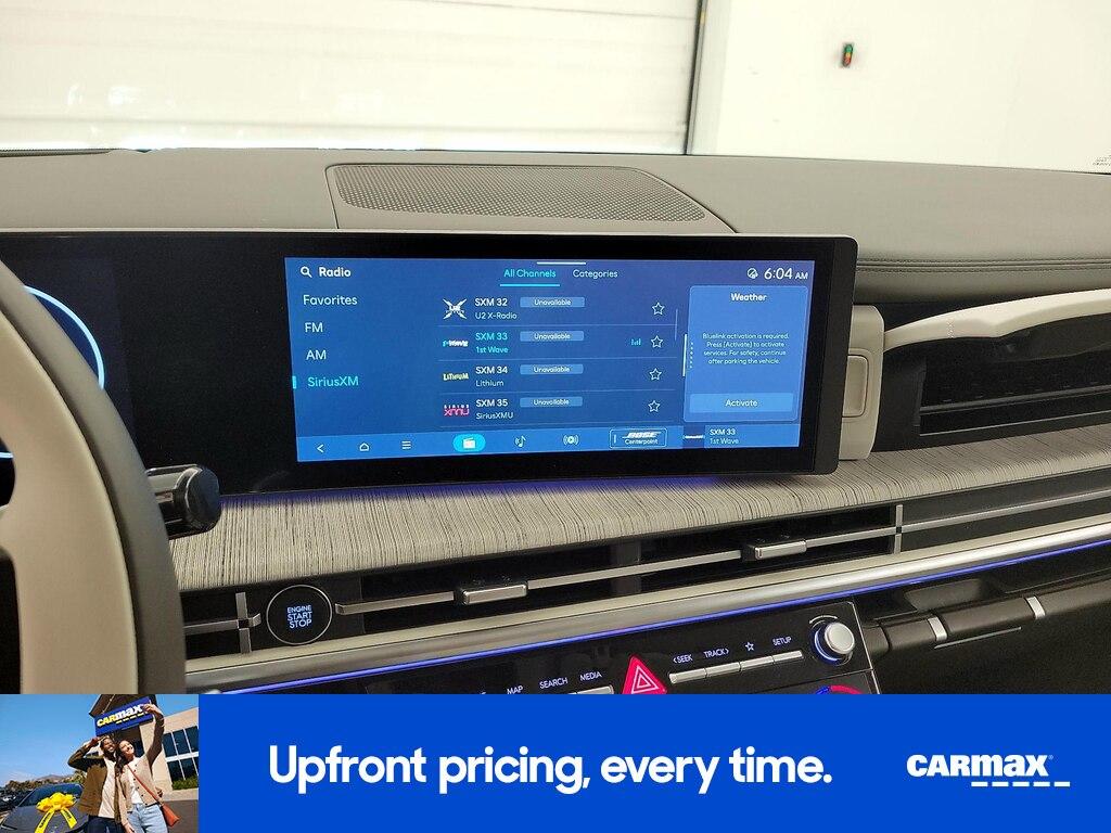 used 2025 Hyundai SANTA FE HEV car, priced at $44,998