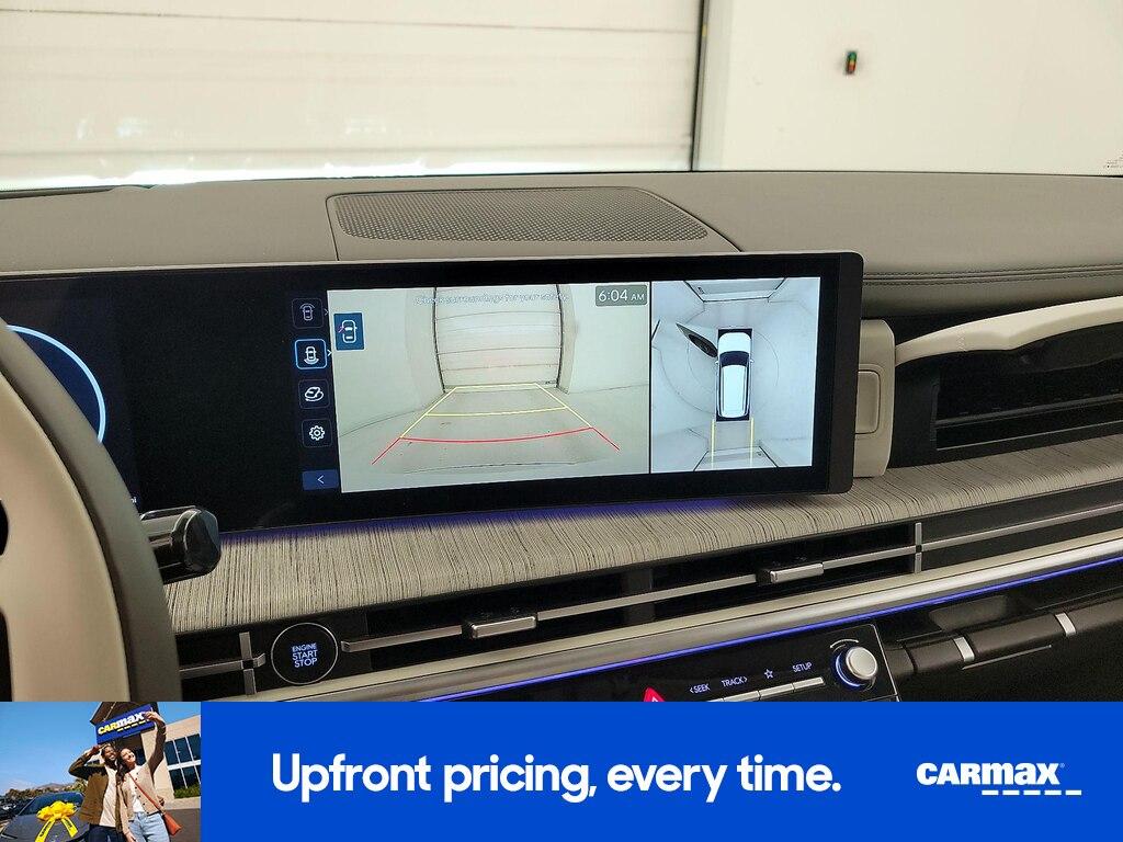 used 2025 Hyundai SANTA FE HEV car, priced at $44,998