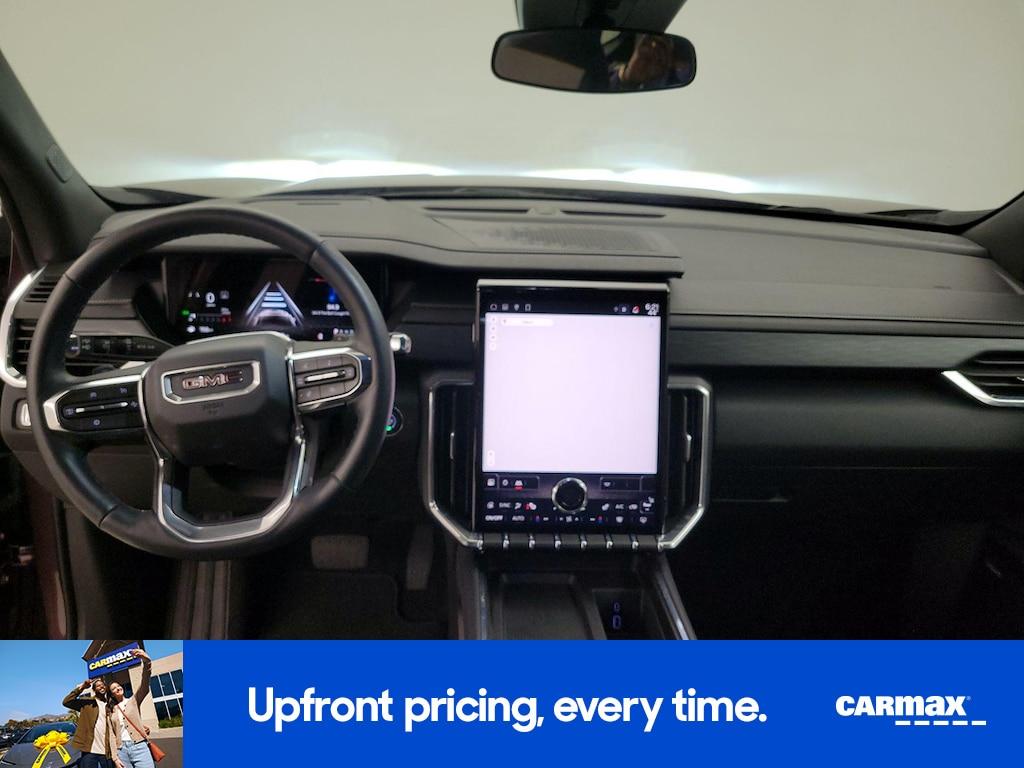 used 2025 GMC Acadia car, priced at $30,998