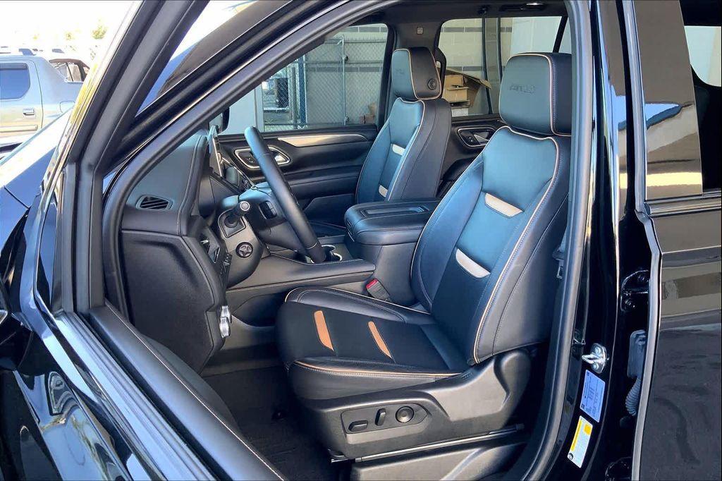 used 2024 GMC Yukon car, priced at $65,994