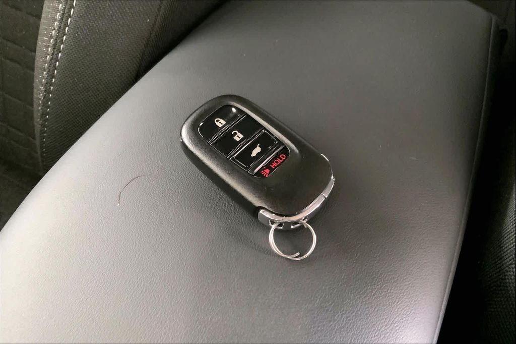 used 2026 Honda HR-V car, priced at $27,994