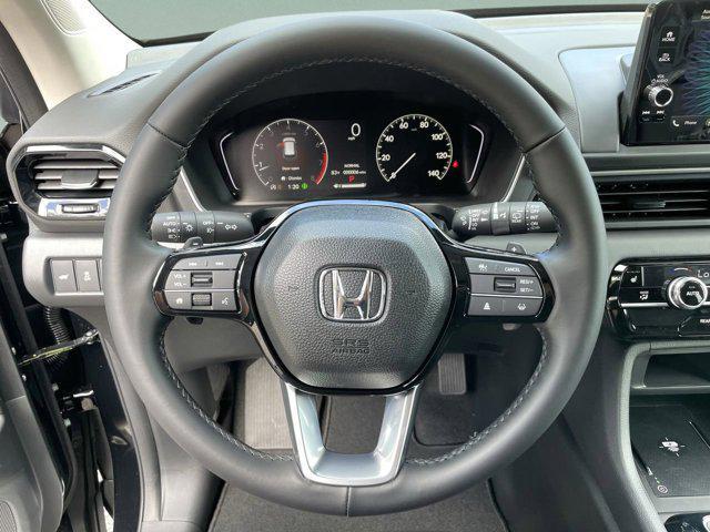 new 2025 Honda Pilot car, priced at $42,564
