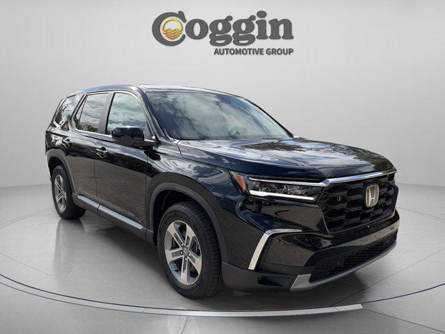 new 2025 Honda Pilot car, priced at $43,112