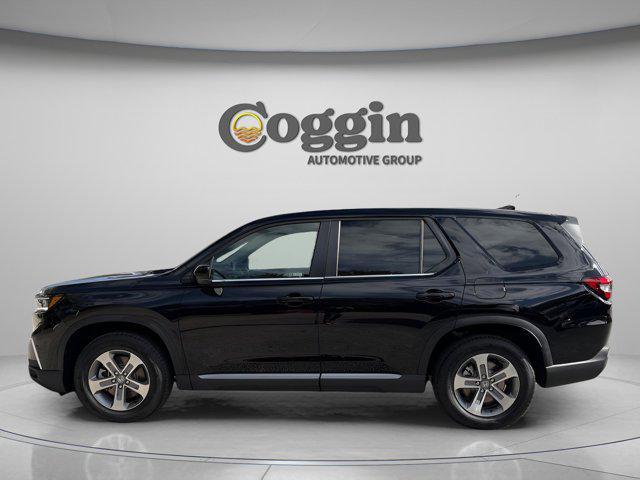 new 2025 Honda Pilot car, priced at $43,112