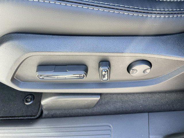 new 2025 Honda Pilot car, priced at $44,974