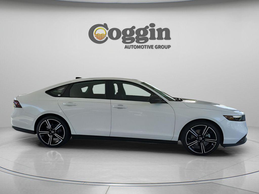 new 2026 Honda Accord Hybrid car, priced at $35,445