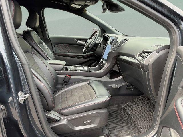 used 2024 Ford Edge car, priced at $27,929