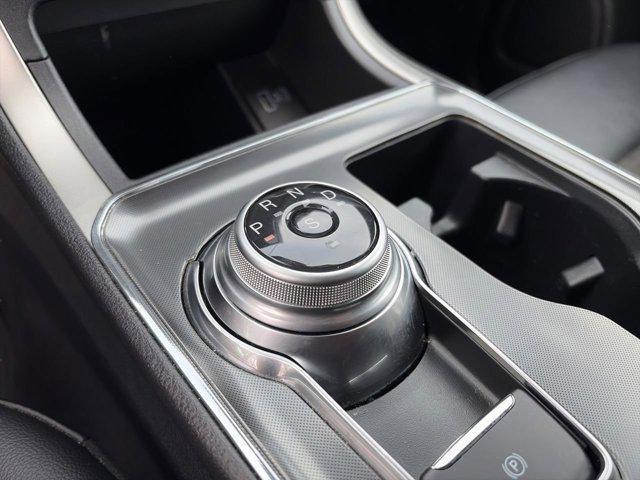 used 2024 Ford Edge car, priced at $27,929