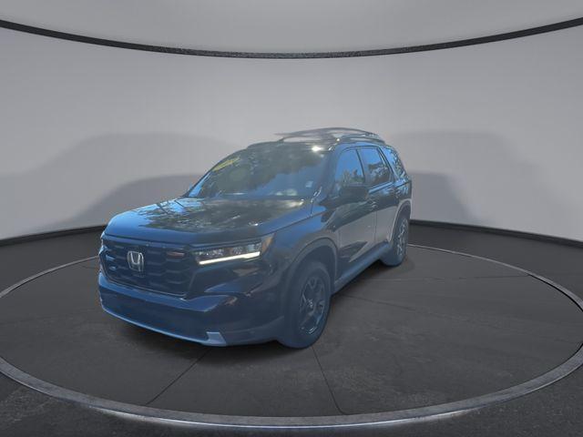 used 2023 Honda Pilot car, priced at $36,165