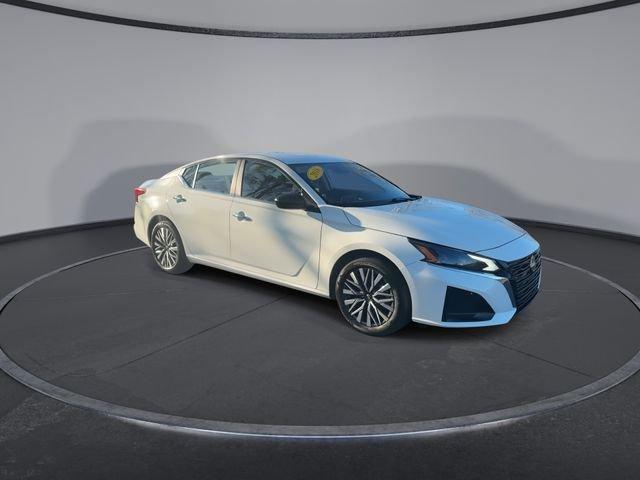 used 2025 Nissan Altima car, priced at $20,921
