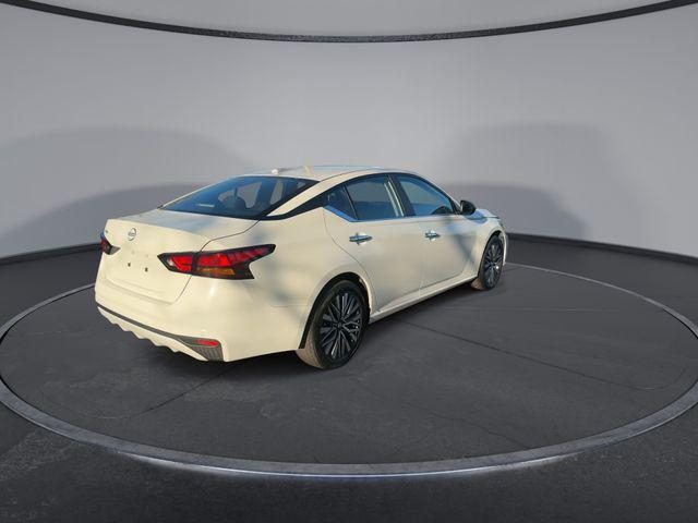 used 2025 Nissan Altima car, priced at $21,918