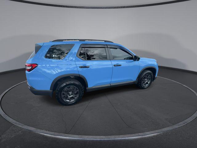 used 2025 Honda Pilot car, priced at $42,091