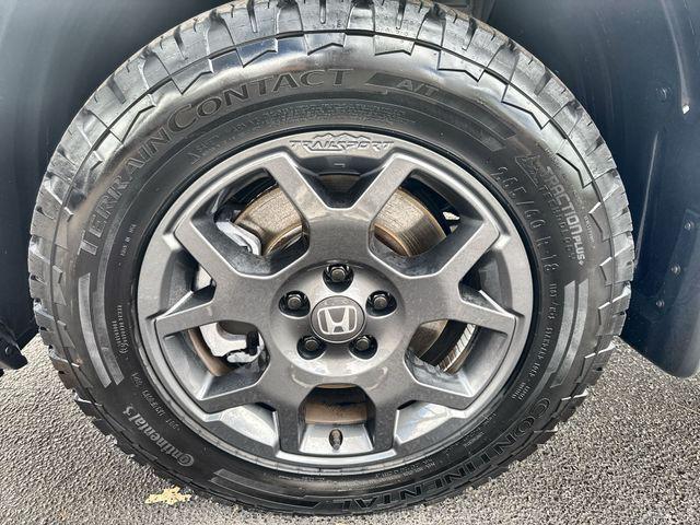 used 2025 Honda Pilot car, priced at $42,091