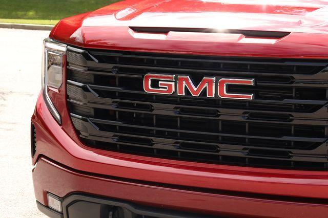 used 2023 GMC Sierra 1500 car, priced at $37,092